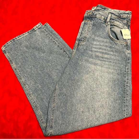 We The Free People Blue Denim Jeans Crossroads Mid Rise Slim Straight To Wire 32 - Picture 1 of 7